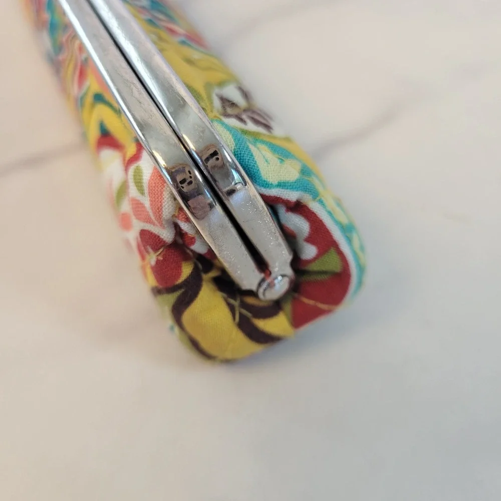 Vera Bradley KissLock Slim Case Floral Pattern Makeup Eyeglass Coin Pencil Pouch